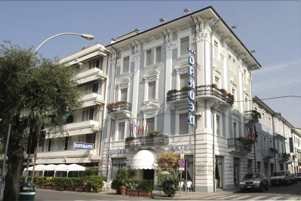 Hotel Garden Viareggio Buitenkant foto
